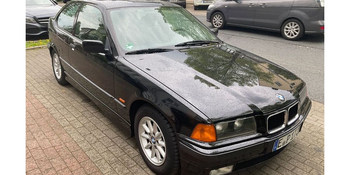 BMW 316 179.000 km 2.499 &euro; Essen 45134