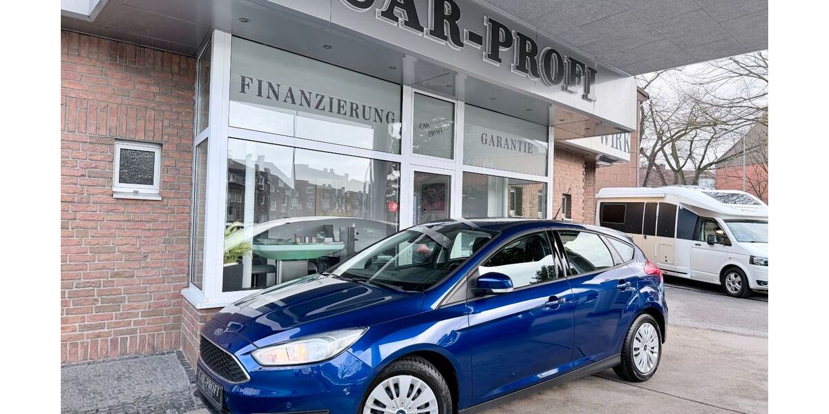 Ford Focus 9.600 km 11.890 &euro; Duisburg 47249