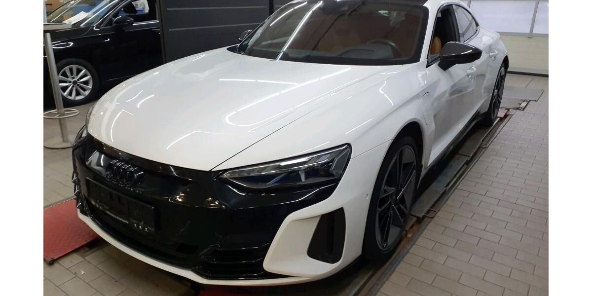 Audi RS e-tron GT 71.795 km 58.890 &euro; Hagen 58091