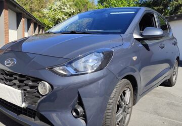 Hyundai i10 26.900 km 11.400 &euro; Oberhausen 46117