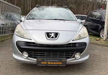 Peugeot 207 130.257 km 3.000 &euro; Essen 45145