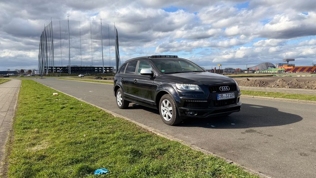 Audi Q7 306.000 km 13.300 &euro; Oberhausen 46145