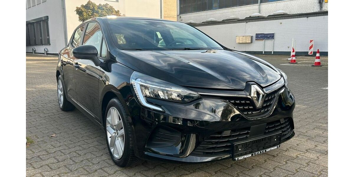 Renault Clio 44.988 km 10.950 &euro; Hilden 40721