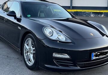 Porsche Panamera 230.000 km 19.800 &euro; Wuppertal 42117
