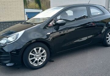 Kia Rio 42.500 km 7.000 &euro; Remscheid 42859