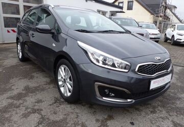Kia ceed Sportswagon 128.000 km 8.950 &euro; Solingen 42699