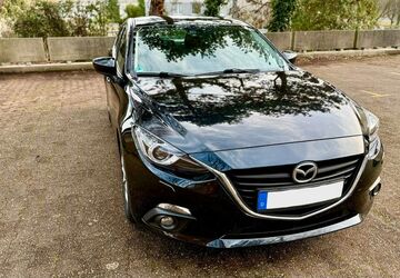Mazda 3 141.000 km 8.550 &euro; Bochum 44787