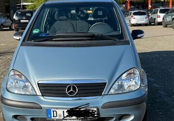 Mercedes-Benz A 140 84.215 km 2.000 &euro; Düsseldorf 40599