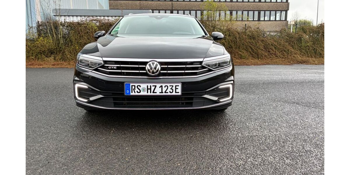 VW Passat Variant 98.000 km 18.400 &euro; Remscheid 42855