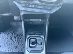 Dacia DUSTER HYBRID 140 1.6 Extreme +CarPlay+360 Cam+ 4.225 km 25.498 &euro; Meerbusch 40667