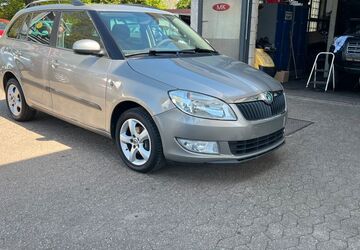 Skoda Fabia 230.000 km 4.480 &euro; Essen 45141