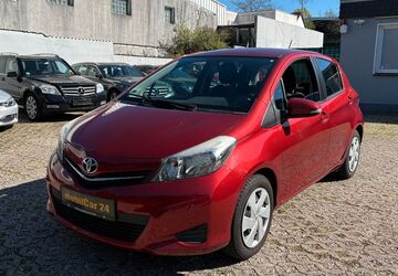 Toyota Yaris 140.000 km 5.600 &euro; Haan 42781