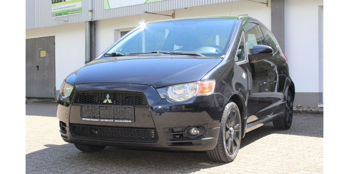 Mitsubishi Colt 117.000 km 2.990 &euro; Düsseldorf 40223