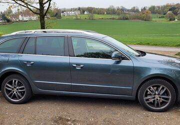 Skoda Superb 124.300 km 12.950 &euro; Wetter 58300