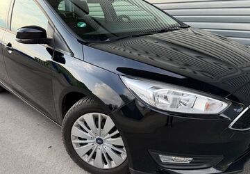 Ford Focus 50.873 km 10.690 &euro; Wuppertal 42285