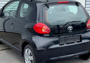 Toyota Aygo (X) 82.247 km 3.990 &euro; Solingen 42719