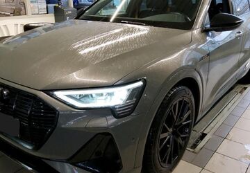 Audi e-tron 118.606 km 35.120 &euro; Hagen 58091