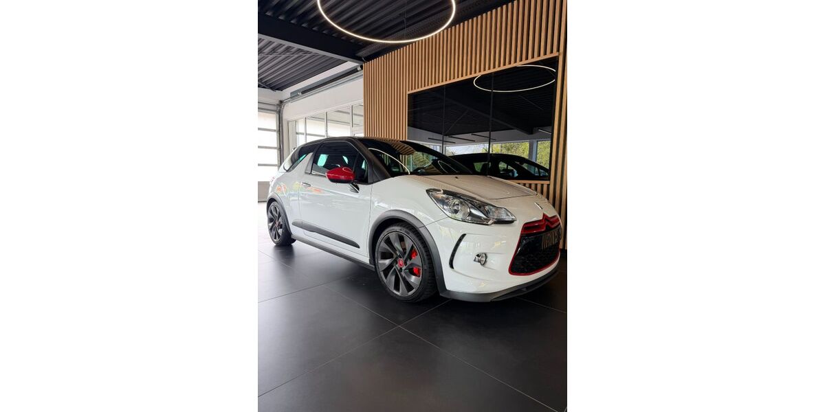 Citroen DS3 98.128 km 9.290 &euro; Düsseldorf 40549