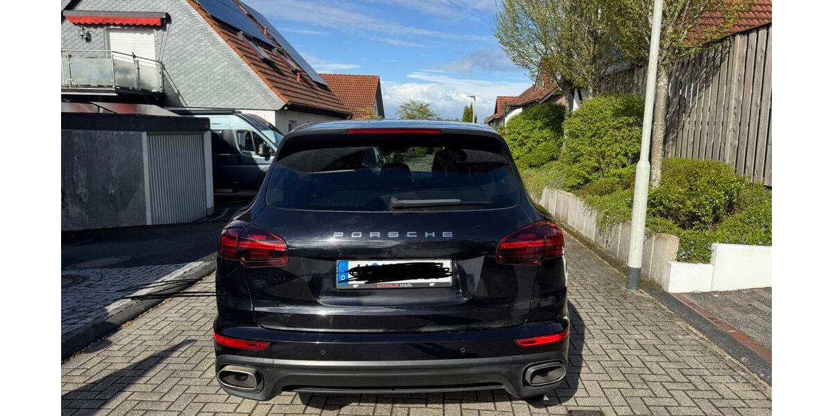 Porsche Cayenne 120.000 km 33.500 &euro; Wuppertal 42117