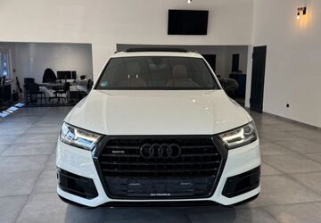Audi Q7 90.963 km 32.000 &euro; Oberhausen 46049