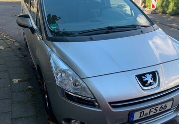 Peugeot 5008 76.900 km 4.590 &euro; Meerbusch 40667