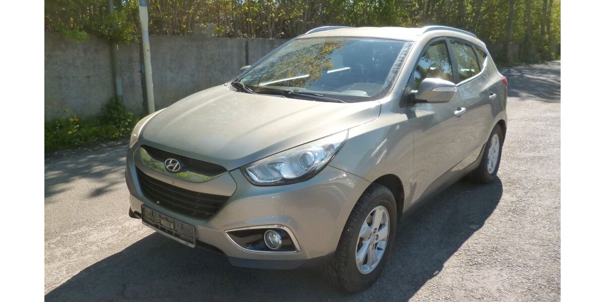 Hyundai ix35 97.000 km 6.450 &euro; Bottrop 46238