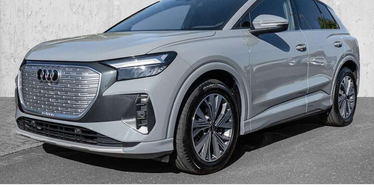 Audi Q4 e-tron 46.690 km 29.950 &euro; Düsseldorf 40549