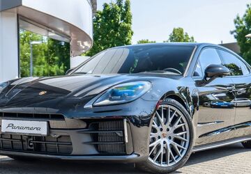 Porsche Panamera 14.999 km 109.900 &euro; Hagen 58119