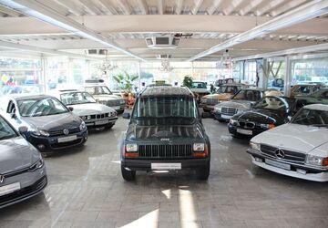 Jeep Cherokee 275.000 km 4.990 &euro; Essen 45356