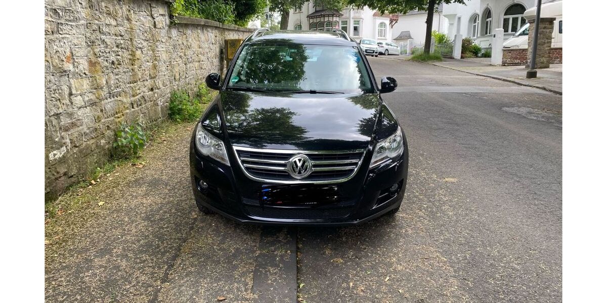 VW Tiguan 140.000 km 7.900 &euro; Wuppertal 42327