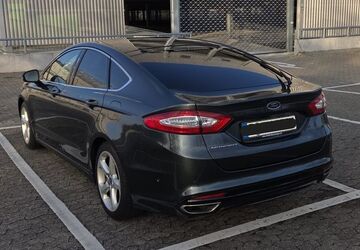 Ford Mondeo 256.000 km 7.600 &euro; Düsseldorf 40215