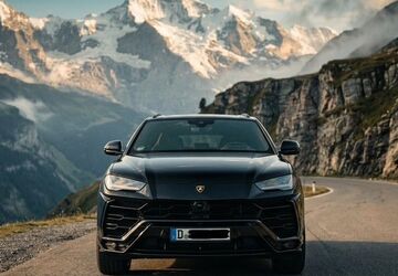 Lamborghini Urus 60.100 km 229.000 &euro; Düsseldorf 40221