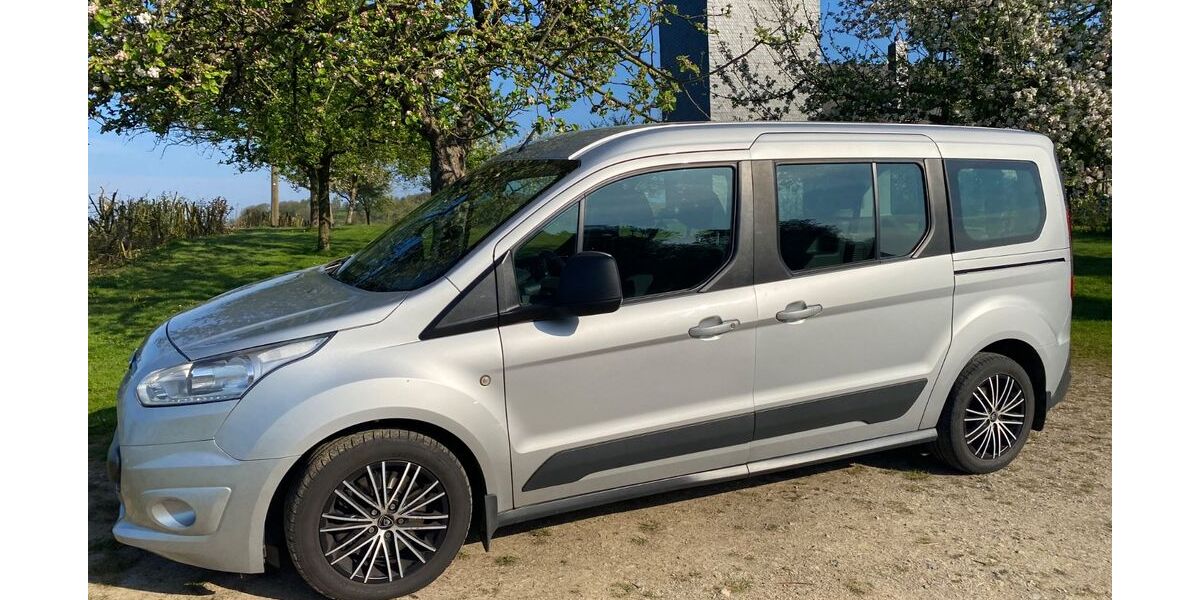 Ford Grand Tourneo 186.000 km 8.900 &euro; Velbert 42555
