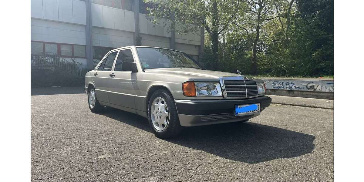 Mercedes-Benz 190 109.400 km 4.800 &euro; Düsseldorf 40229