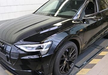 Audi e-tron 80.371 km 33.935 &euro; Hagen 58091