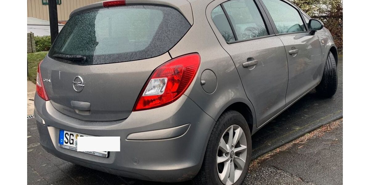 Opel Corsa 53.138 km 7.700 &euro; Solingen 42657