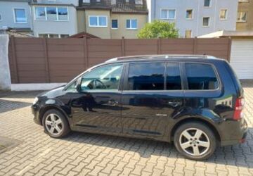 VW Touran 171.000 km 6.350 &euro; Witten 58452