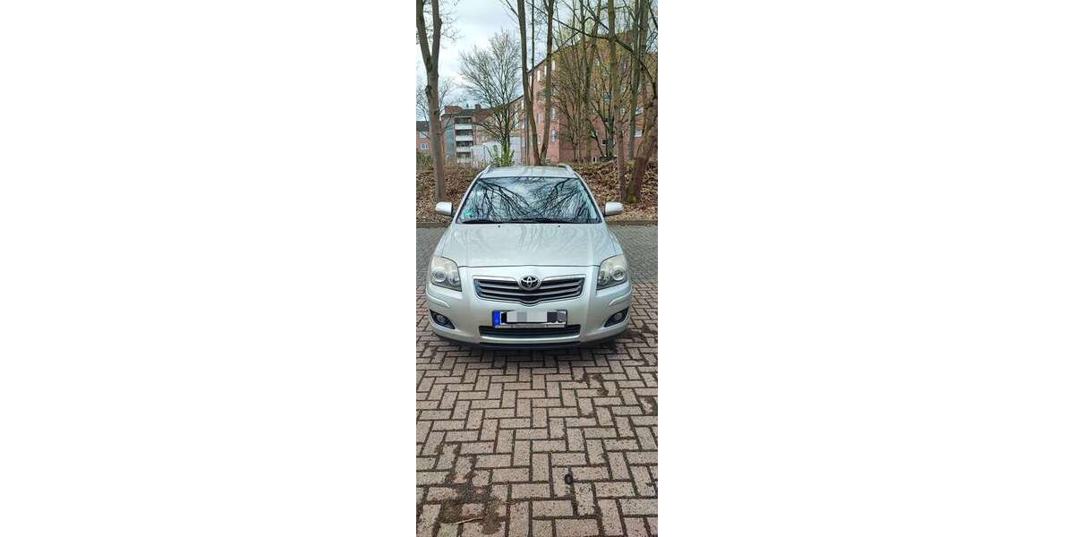 Toyota Avensis 217.000 km 3.500 &euro; Neuss, Stadt 41469