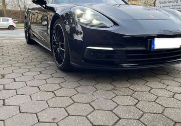 Porsche Panamera 179.000 km 43.950 &euro; Oberhausen 46049