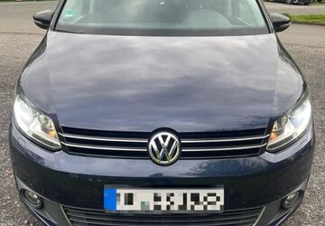 VW Touran 191.000 km 7.300 &euro; Duisburg 47166