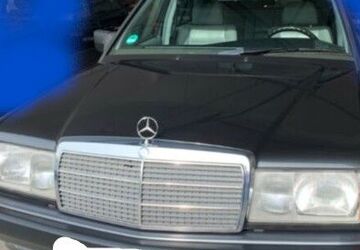 Mercedes-Benz 190 198.000 km 7.800 &euro; Duisburg 47051