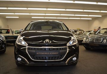 Peugeot 208 100.000 km 9.250 &euro; Mülheim-Speldorf 45478