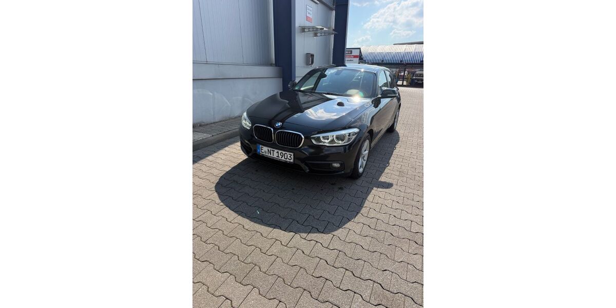 BMW 116 326.000 km 4.900 &euro; Essen 45144