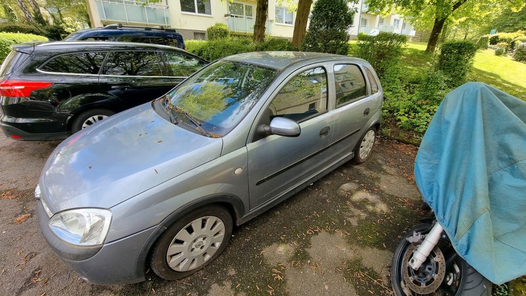 Opel Corsa 108.590 km 2.250 &euro; Wuppertal 42115