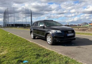Audi Q7 306.000 km 13.300 &euro; Oberhausen 46145