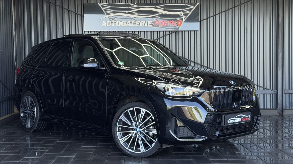 BMW iX1 26.574 km 41.990 &euro; Burscheid 51399