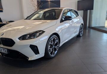 BMW 120 4.499 km 36.950 &euro; Duisburg 47119