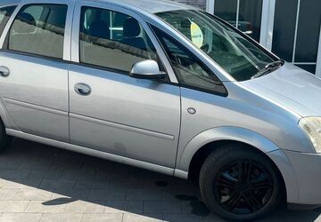 Opel Meriva 58.000 km 3.990 &euro; Oberhausen 46145
