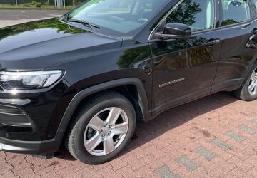 Jeep Compass 14.000 km 22.610 &euro; Düsseldorf 40229