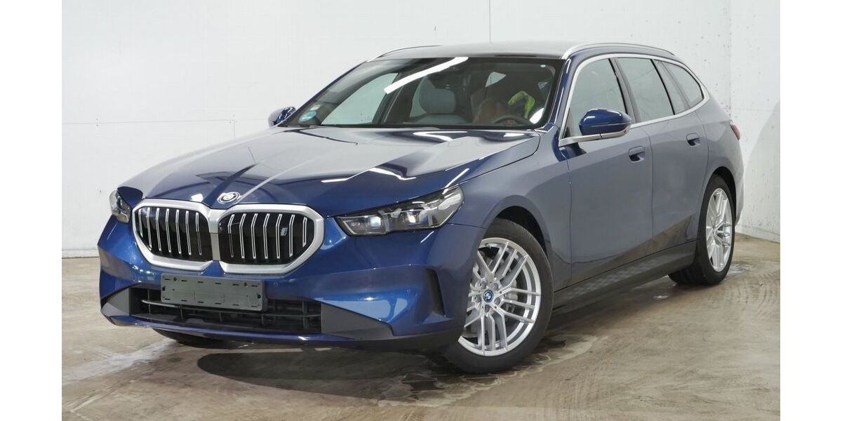 BMW i5 22.310 km 57.840 &euro; Bochum 44809